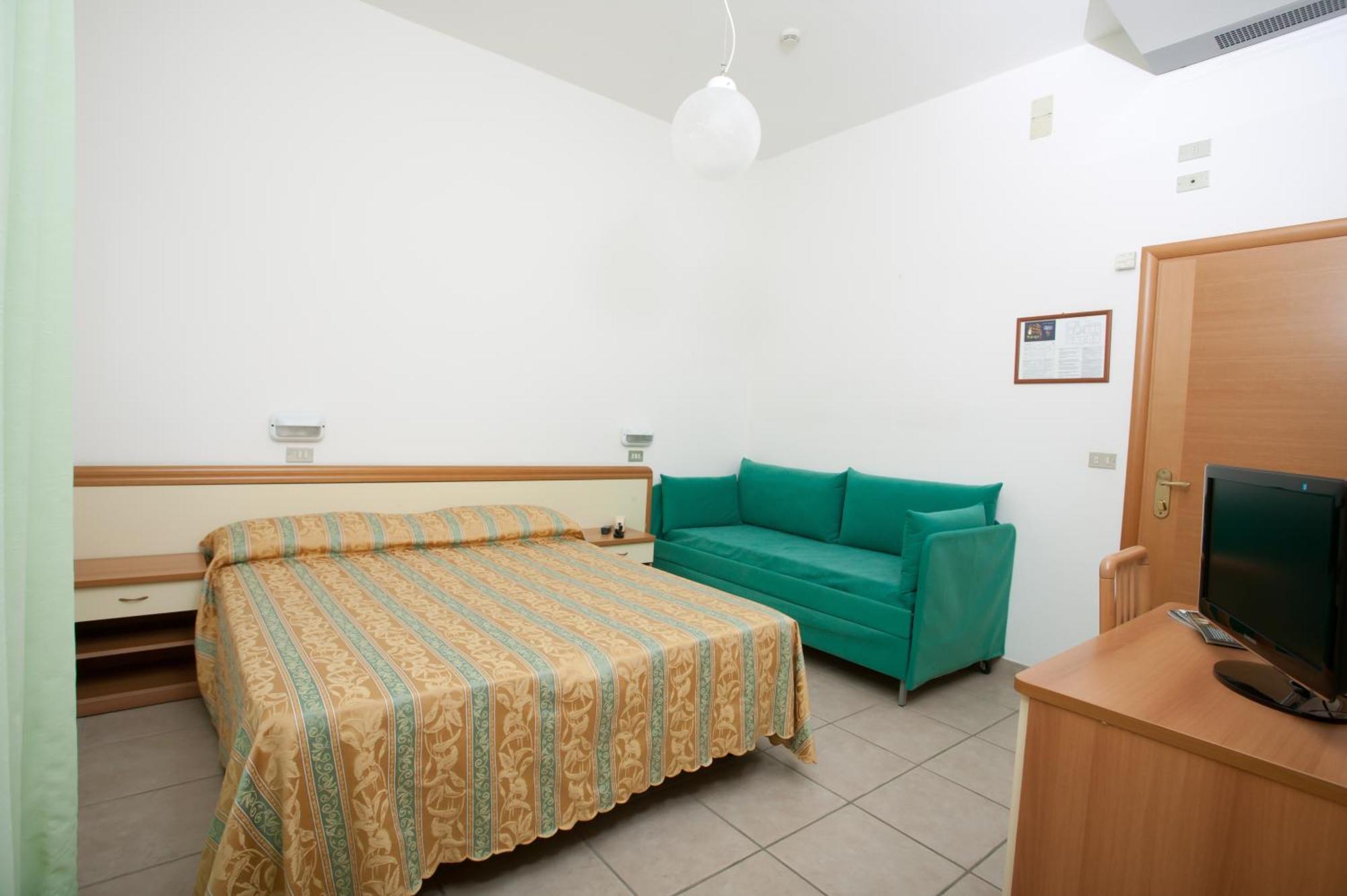 Hotel Thea Беллария-Иджеа-Марина Номер фото