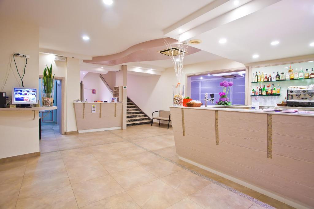 Hotel Thea Беллария-Иджеа-Марина Экстерьер фото